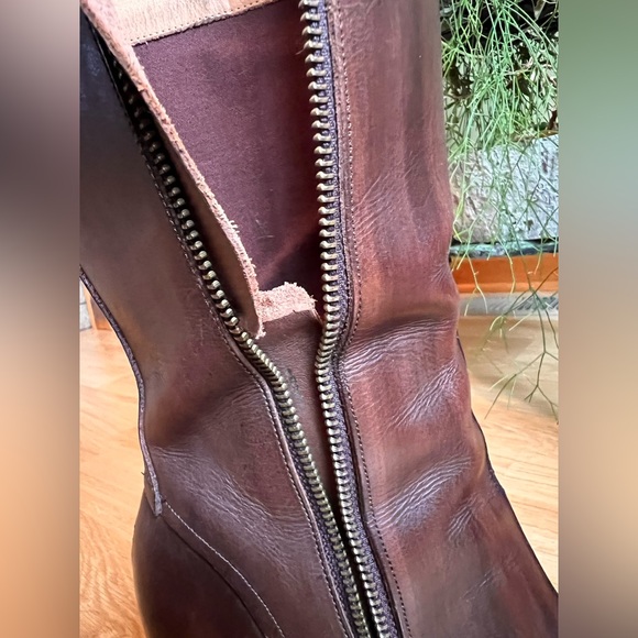 Timberland - Heeled Dark Brown Leather Boots Mid-Calf Height - Size 8 - Picture 12 of 16